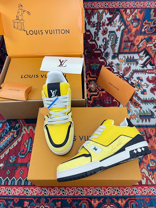 ルイヴィトン靴側面デザイン